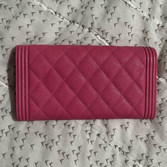 CHANEL 19C CLASSIC FLAP WALLET - Picture 2 of 8